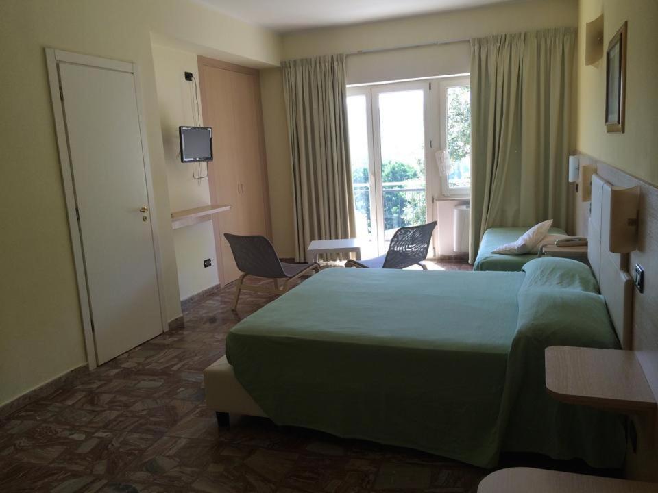 Albergo Carpino Mangone  ภายนอก รูปภาพ